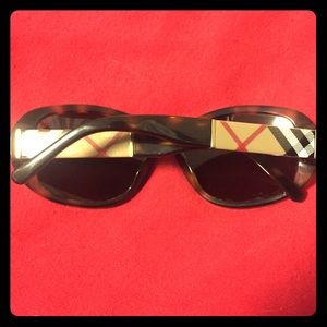 Burberry sunglasses